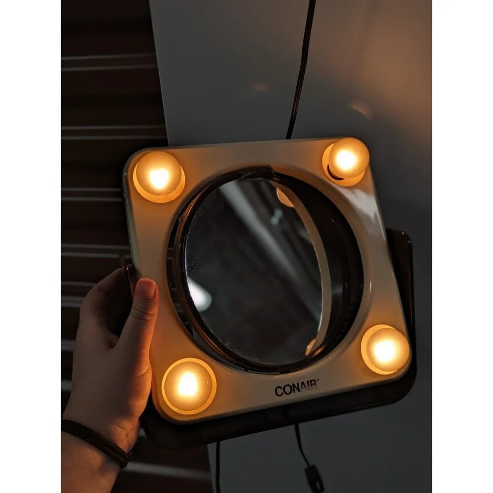 Vintage CONAIR True Reflection Lightable 2‎ Sided Magnifying Mirror